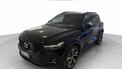 Usata Volvo XC40 R-Design 180 CV (132 kW) 2021 Nero SUV