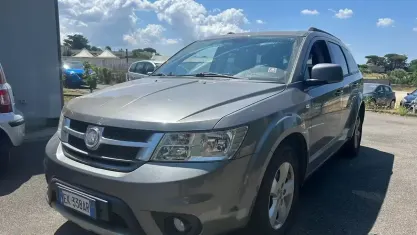 Usata Fiat Freemont Urban 170 CV (125 kW) 2011 Grigio SUV