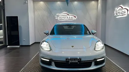 Usata Porsche Panamera 330 CV (242 kW) 2019 Bianco Berlina
