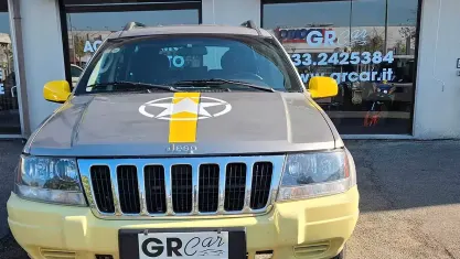 Usata Jeep Grand Cherokee Laredo 163 CV (119 kW) 2002 Grigio SUV