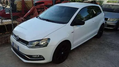 Usata VW Polo 75 CV (55 kW) 2015 Utilitaria