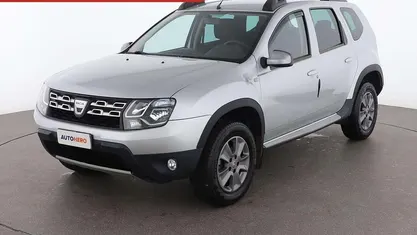 Usata Dacia Duster Lauréate 110 CV (80 kW) 2015 Grigio SUV
