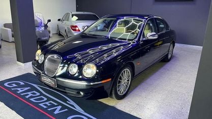 Usata Jaguar S-Type Executive 207 CV (152 kW) 2006 Blu Berlina