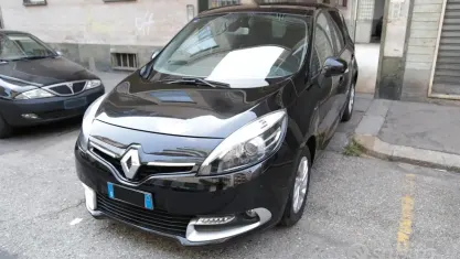 Usata Renault Scénic III LIMITED 110 CV (80 kW) 2015 Nero Monovolume