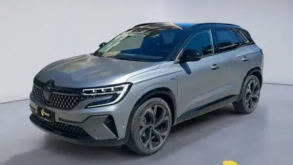 Usata Renault Austral Iconic Esprit Alpine 199 CV (146 kW) 2023 Grigio SUV