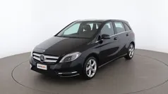 Nero Usata 2015 Mercedes B200 Premium Monovolume | 14.499 € (Buon prezzo)
