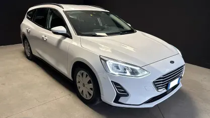 Usata Ford Focus 95 CV (69 kW) 2019 Bianco pastello Station wagon