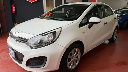 Usata 2012 Kia Rio LX Berlina | 4500 € (Buon prezzo)