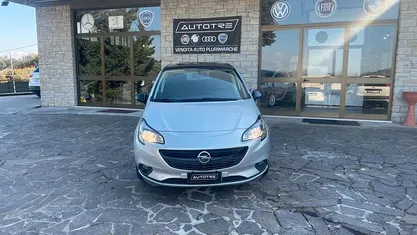 Usata Opel Corsa 90 CV (66 kW) 2016 Argento Utilitaria