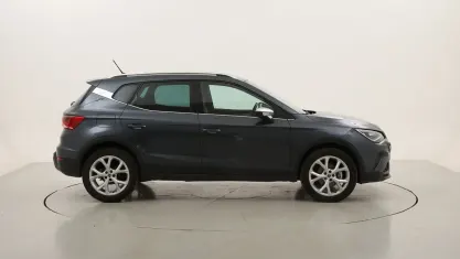 Usata Seat Arona FR 110 CV (80 kW) 2023 Grigiogrigio SUV
