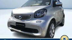 Argento metallizzato Usata 2020 Smart ForTwo Electric Drive Passion Tre volumi | 11.900 € (Ottimo prezzo)