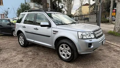 Usata Land Rover Freelander 2 HSE 190 CV (139 kW) 2010 Argento SUV