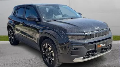 Usata Jeep Avenger Summit 100 CV (73 kW) 2024 Nero SUV