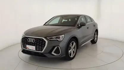Usata Audi Q3 Sportback S-Line 150 CV (110 kW) 2023 Grigio metallizzato SUV