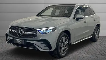 Nuova Mercedes GLC450 367 CV (269 kW) 2025 Nero