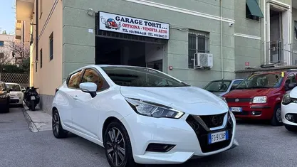 Usata Nissan Micra Tekna 90 CV (66 kW) 2018 Bianco Utilitaria