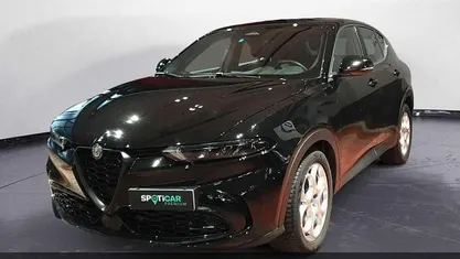 Usado Alfa Romeo Tonale Sprint 131 CV (96 kW) 2024 Negro SUV
