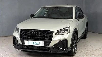 Grigio Usata 2024 Audi Q2 S-Line SUV | 29.890 € (Buon prezzo)