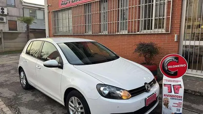 Bianco Usata 2012 VW Golf VII Highline Tre volumi | 8990 € (Buon prezzo)