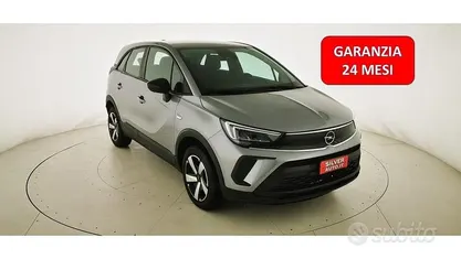 Usata Opel Crossland X Edition 110 CV (80 kW) 2021 Grigio metallizzato SUV