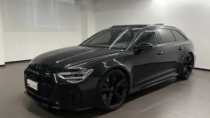 Usata Audi RS6 Comfort 600 CV (441 kW) 2022 Nero Station wagon