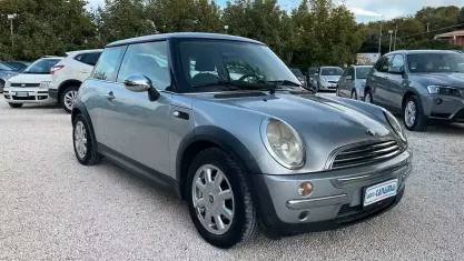 Usata Mini ONE 88 CV (64 kW) 2006 Grigio Utilitaria