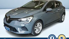Grigio metallizzato Usata 2021 Renault Clio V Zen Tre volumi | 15.200 € (Buon prezzo)
