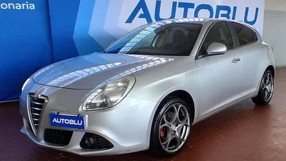 Usata Alfa Romeo Giulietta Distinctive 140 CV (102 kW) 2011 Utilitaria