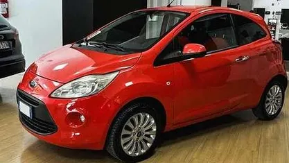 Usata 2012 Ford Ka Titanium Tre volumi | 3600 € (Buon prezzo)
