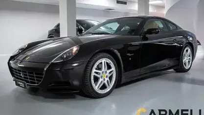 Usata Ferrari 612 540 CV (397 kW) 2005 Nero metallizzato Coupé
