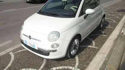 Bianco Usata 2015 Fiat 500 Lounge Due volumi | 7140 € (Ottimo prezzo)