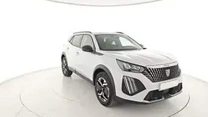 Usata Peugeot 2008 Allure 145 CV (106 kW) 2025 Grigio SUV