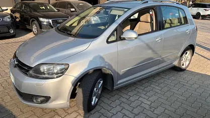 Usata VW Golf VI Highline 140 CV (102 kW) 2010 Utilitaria