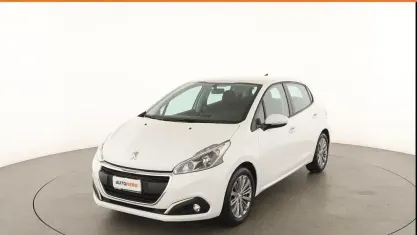 Usata Peugeot 208 Active 83 CV (61 kW) 2018 Bianco Utilitaria