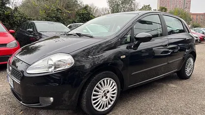 Usata 2025 Fiat Grande Punto Dynamic Due volumi | 2250 €