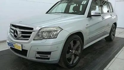 Argento metallizzato Usata 2013 Mercedes GLK220 SUV | 11.900 € (Buon prezzo)