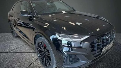 Usata 2022 Audi Q8 S-Line SUV | 69.000 € (Buon prezzo)