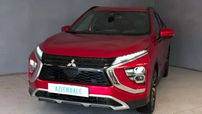 Begagnad Mitsubishi Eclipse Cross Instyle 98 HK (72 kW) 2022 Röd SUV