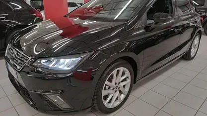 Usata Seat Ibiza FR 95 CV (69 kW) 2025 Utilitaria