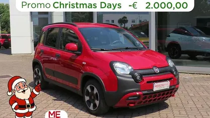 Rosso Usata 2024 Fiat Panda Cross Cross Due volumi | 13.900 € (Buon prezzo)