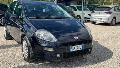 Blu/azzurro Usata 2014 Fiat Punto Due volumi | 4700 € (Buon prezzo)