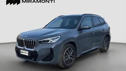 Begagnad BMW X1 M Sport 163 HK (119 kW) 2025 Grå SUV