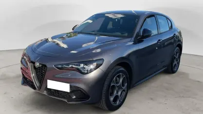 Usata Alfa Romeo Stelvio Sprint 210 CV (154 kW) 2023 Grigio SUV
