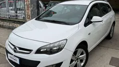 Bianco Usata 2013 Opel Astra S Station wagon | 3550 € (Ottimo prezzo)