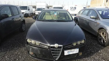 Usata Alfa Romeo 159 Progression 149 CV (109 kW) 2009 Bianco Berlina
