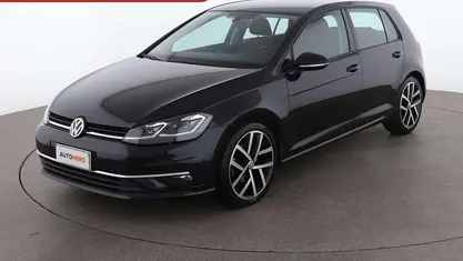 Nero Usata 2018 VW Golf VII Executive Tre volumi | 18.099 € (Buon prezzo)