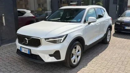 Usata Volvo XC40 Core 129 CV (94 kW) 2024 Bianco SUV