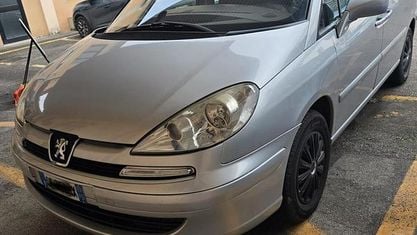 Usata Peugeot 807 128 CV (94 kW) 2003 Argento Monovolume