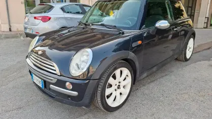 Usata Mini One D 75 CV (55 kW) 2005 Nero Utilitaria