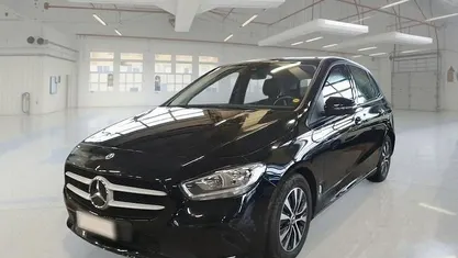 Usata Mercedes B160 Executive 109 CV (80 kW) 2021 Nero Monovolume